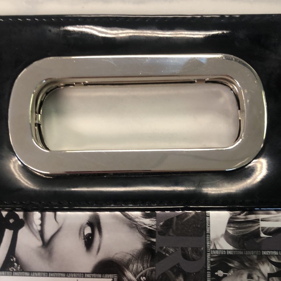 Olivia Miller Cut Handle Magazine Clutch - Picture 6 of 14